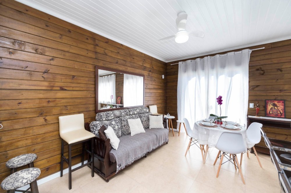 CASA COM PISCINA CABIÚNA -  PRAIA MARISCAL