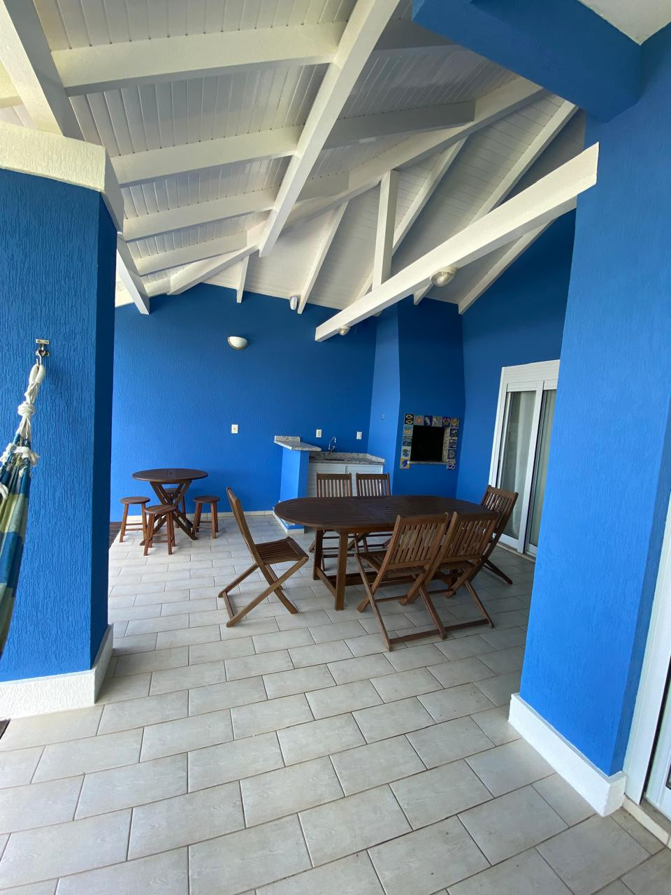 CASA COM JACUZZI BEIRA MAR - PRAIA DO CANTO GRANDE