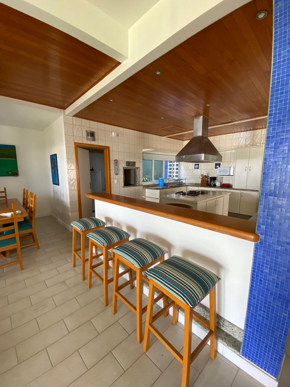 CASA COM JACUZZI BEIRA MAR - PRAIA DO CANTO GRANDE