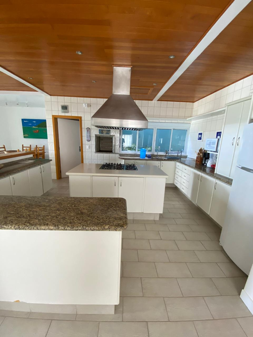 CASA COM JACUZZI BEIRA MAR - PRAIA DO CANTO GRANDE