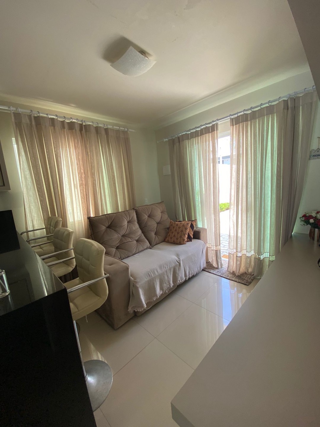 CASA COM PISCINA PRAIA DE CANTO GRANDE