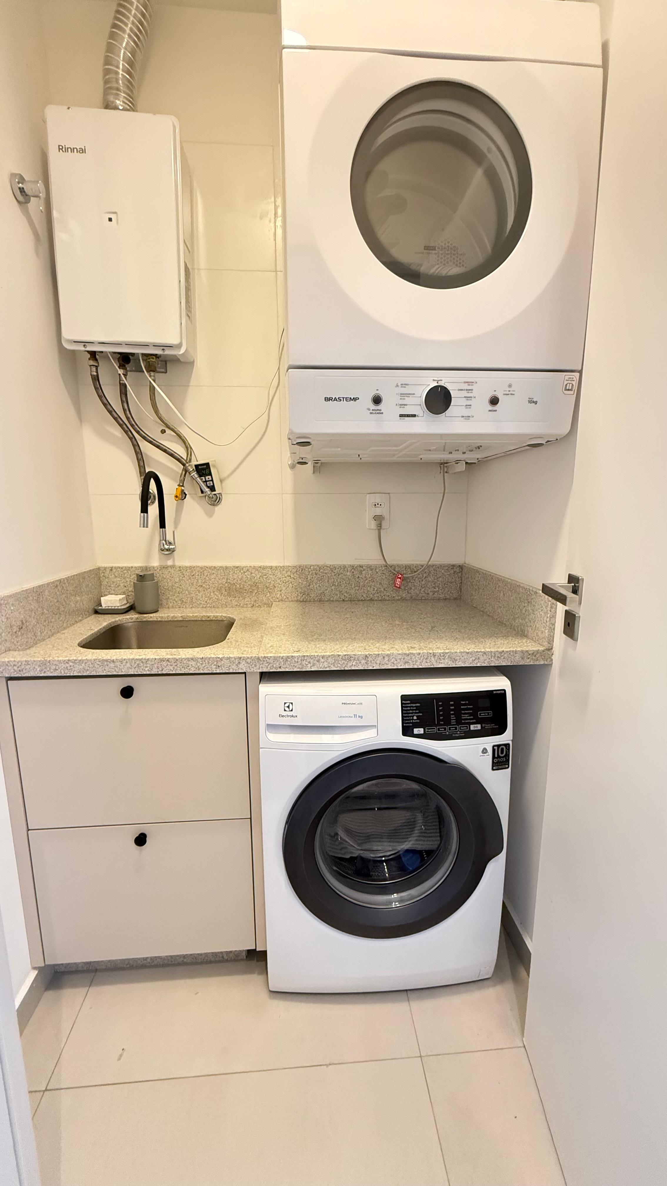 COBERTURA DE ALTO PADRÃO - COM VISTA MAR - PRAIA DE CANTO GRANDE