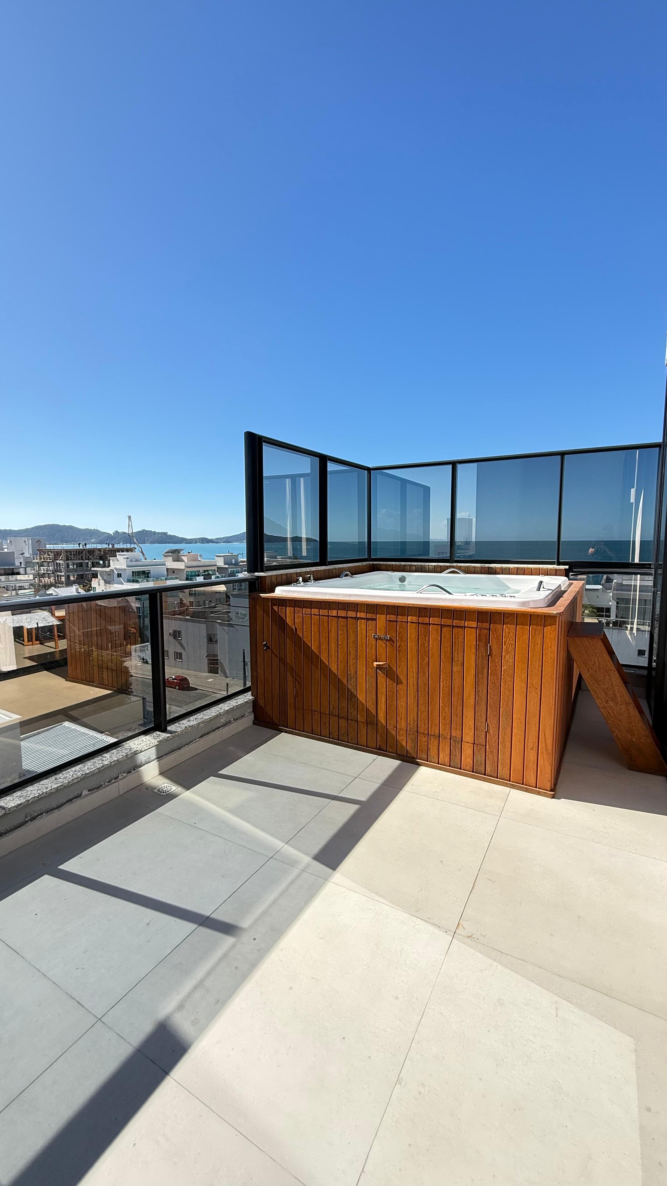 COBERTURA DE ALTO PADRÃO - COM VISTA MAR - PRAIA DE CANTO GRANDE