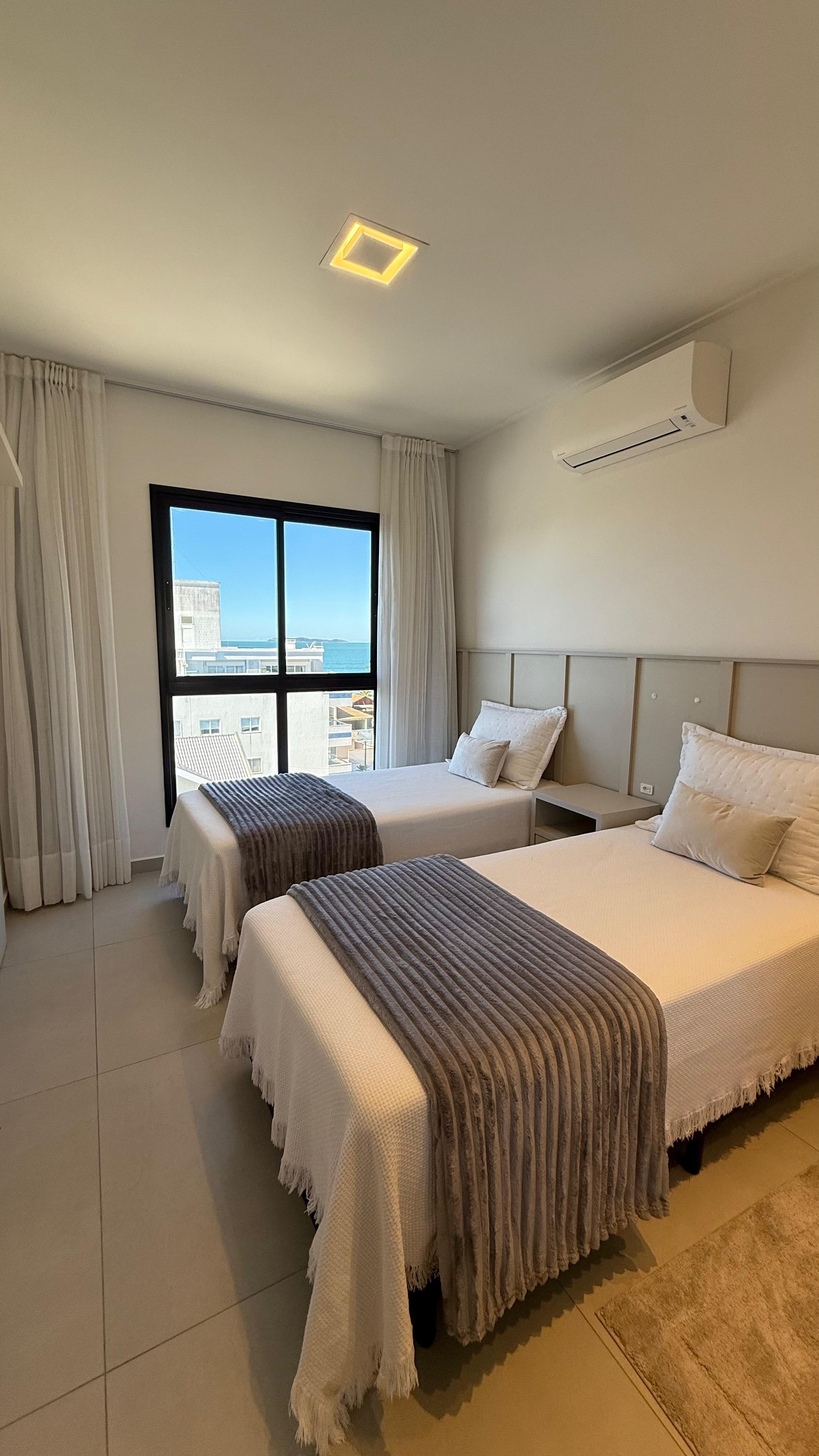 COBERTURA DE ALTO PADRÃO - COM VISTA MAR - PRAIA DE CANTO GRANDE