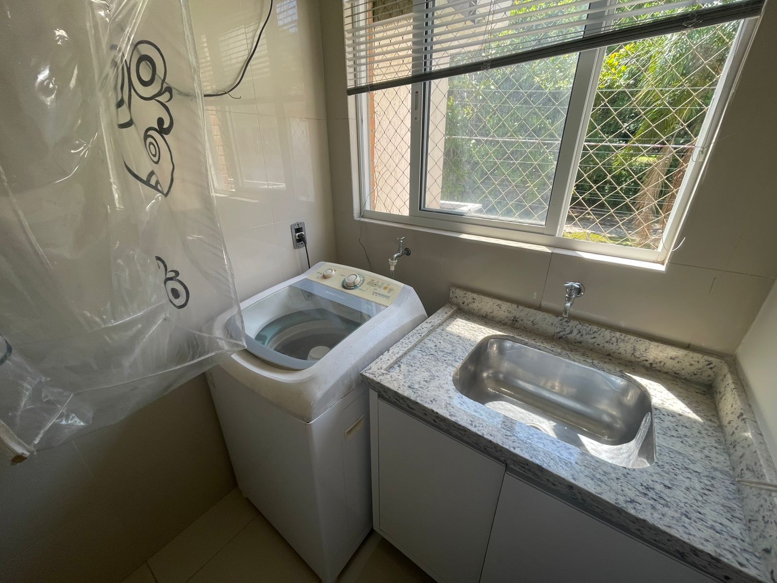 Apartamento de 02 Dormitórios em Bombinhas