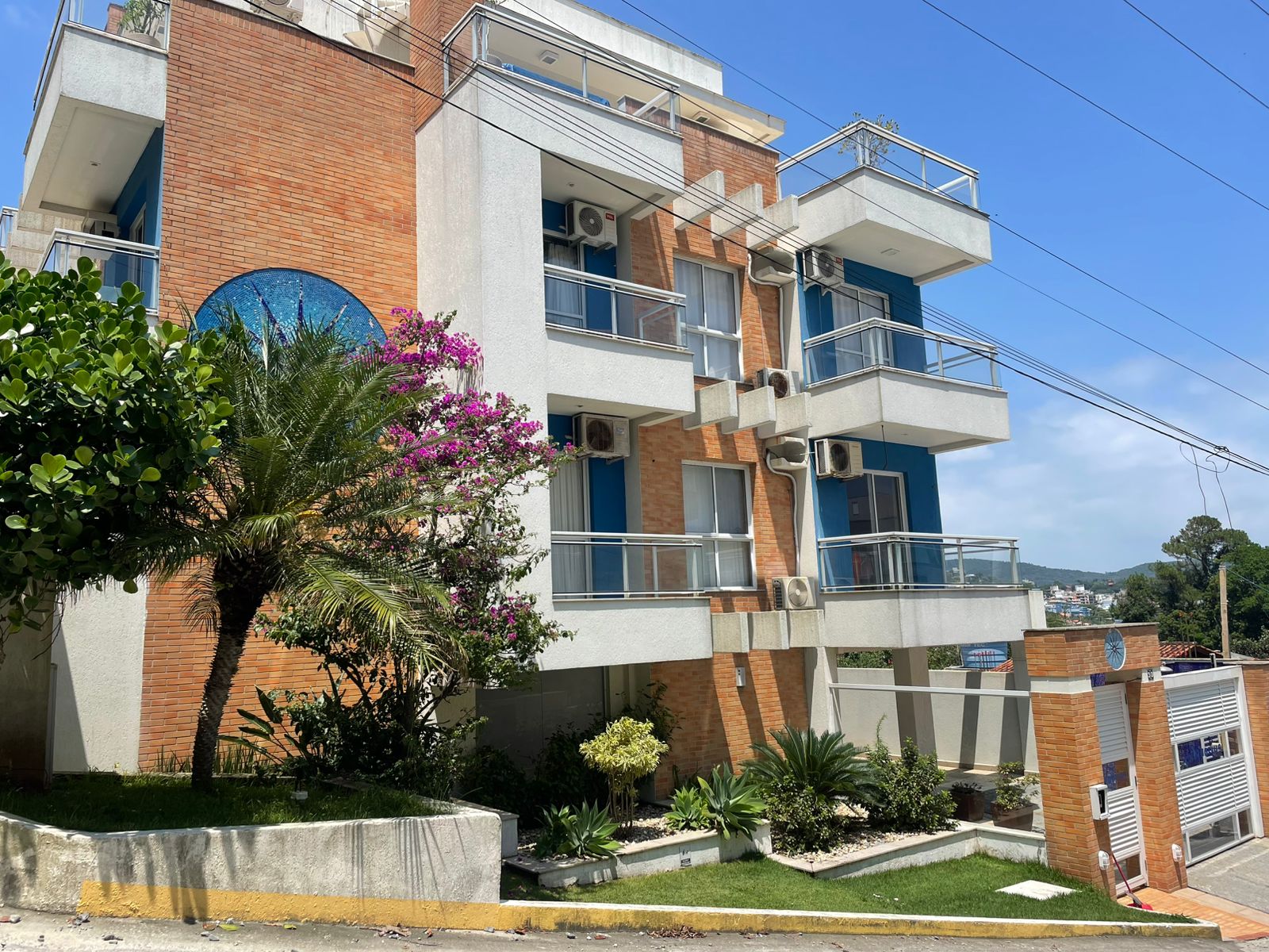 Apartamento de 02 Dormitórios em Bombinhas