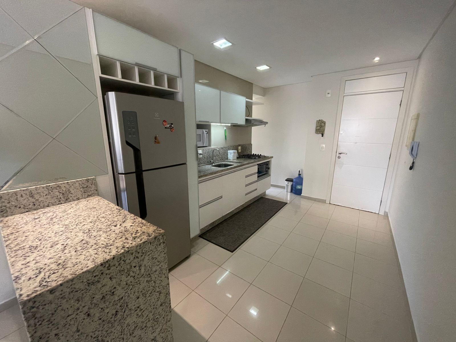 Apartamento de 02 Dormitórios em Bombinhas