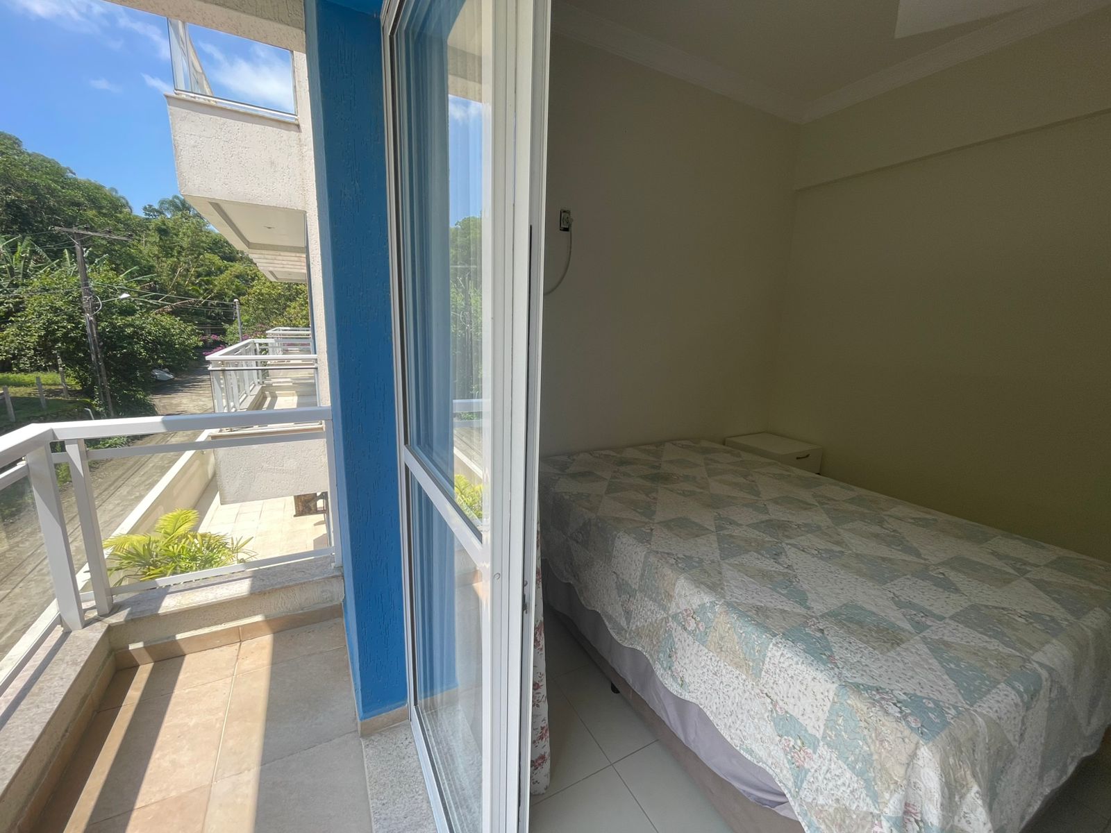 Apartamento de 02 Dormitórios em Bombinhas